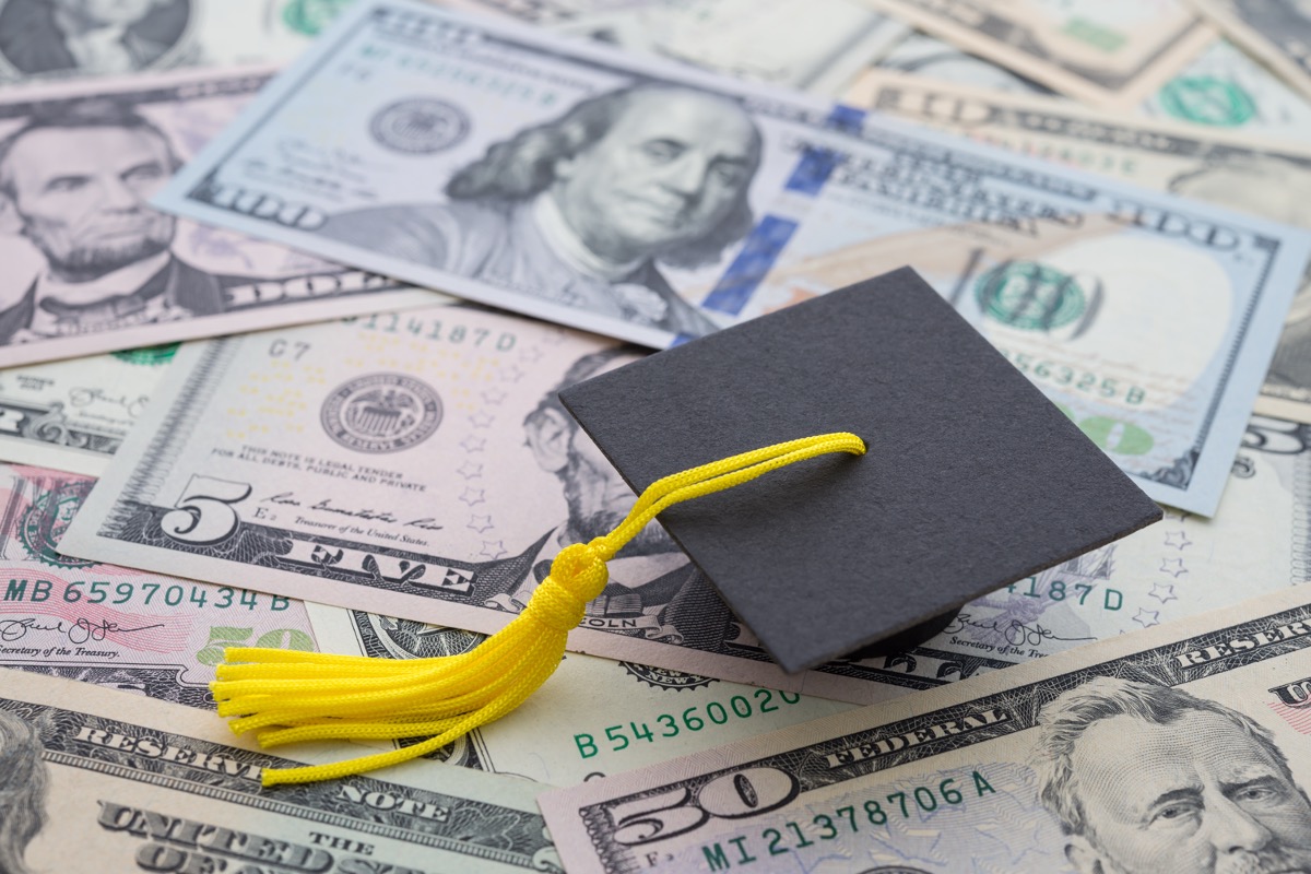 Dead People, Bots, and Phantom Registrants Are Taking Out Student Loans