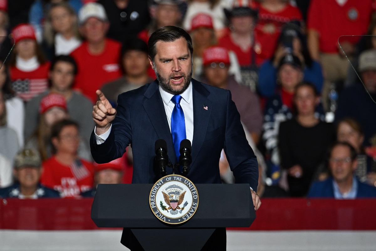 Vance Mocks Epstein Files Heckler as Illegal Immigrant at N.C. Rally