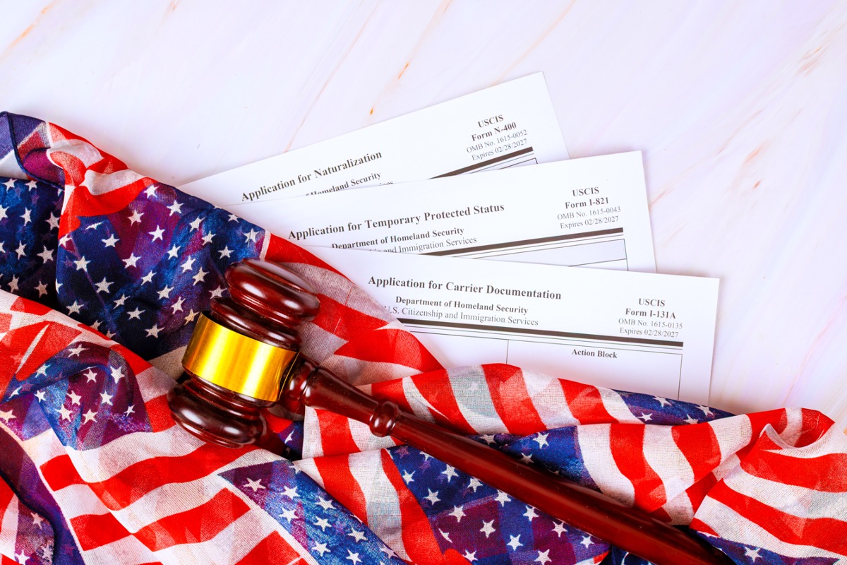 White House Pauses TPS Revocation for El Salvadorans