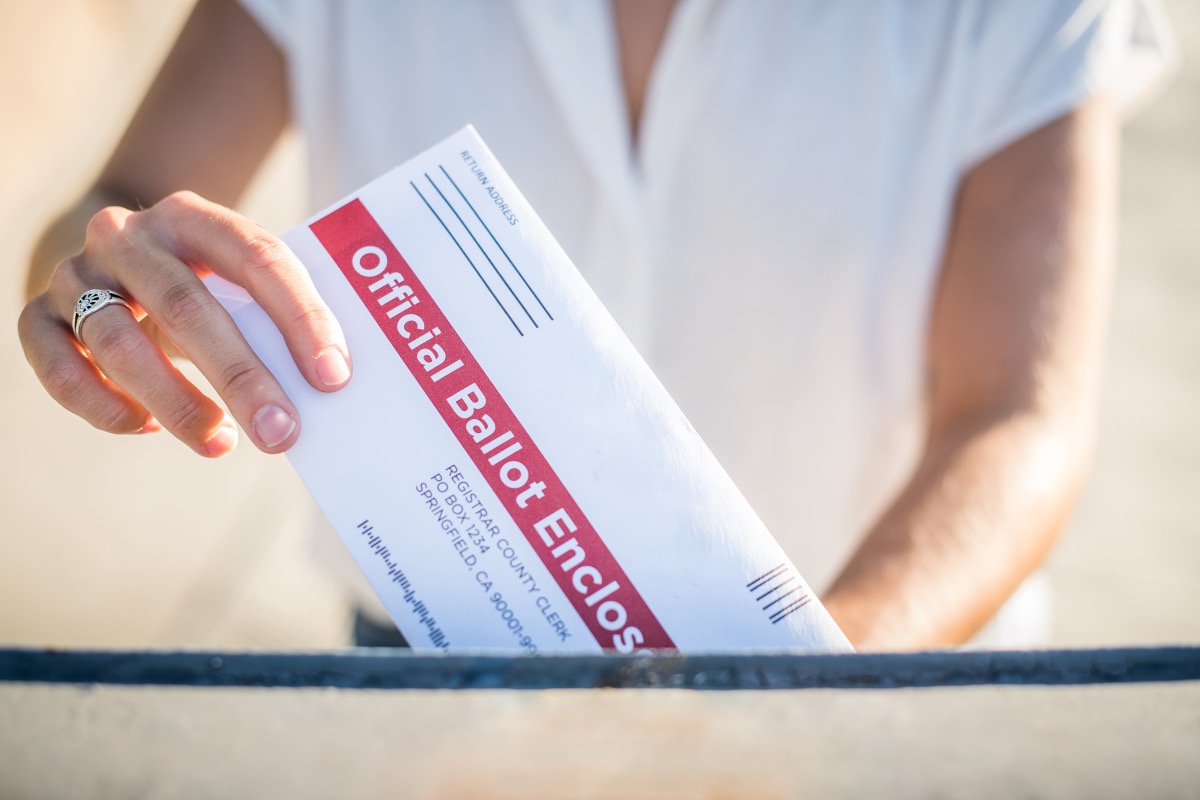 FBI Signals Midterm Elections Involvement; Supreme Court Blocks Mail-in Ballot Rule