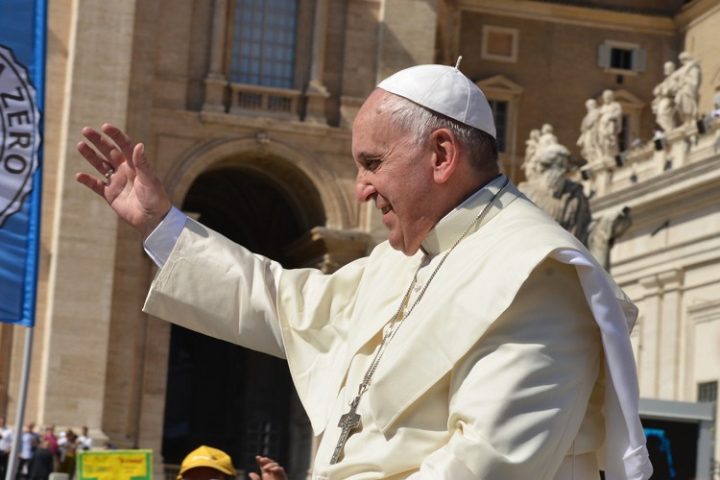Pope Francis Comes Out in Support of Same-sex Civil Unions