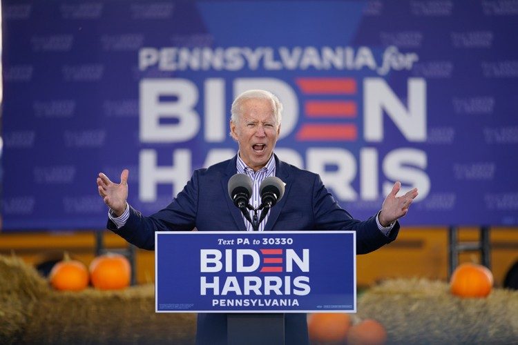 Biden: Vote for Trump, You’re a Chump