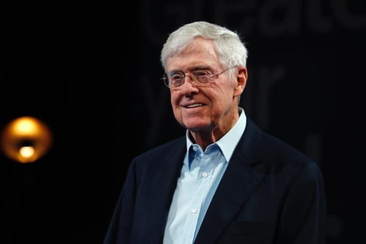 Billionaire GOP Donor Charles Koch Calls on Republicans to Work With Dems to Pass Amnesty