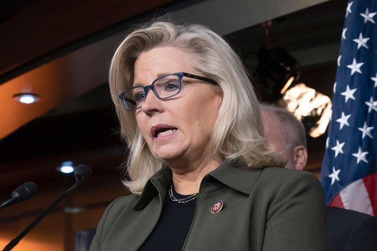 National Review, CNN, WSJ: Backstabber Liz Cheney Is New “Hero,” “Conscience of GOP”