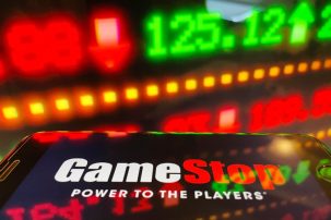 The Establishment Did to the GameStop Investors Exactly What it Did to Trump