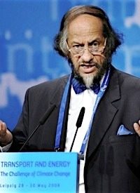 IPCC Chairman Pachauri Resists Calls for Resignation