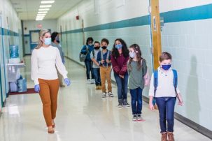 Florida Department of Education Withholds Funds From School Districts Mandating Masks for Students