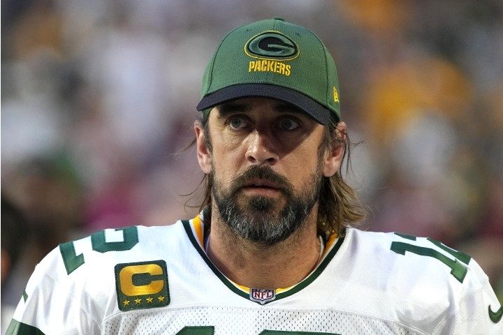 Vaccine Controversy Swirls Around Packers QB Aaron Rodgers