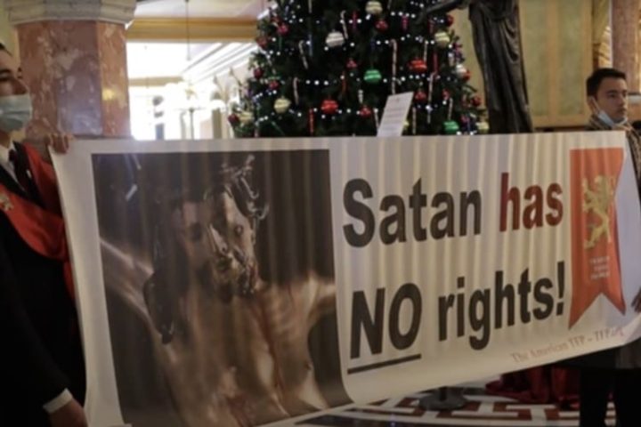 Satanist Group Mocks Christmas with Display at Illinois State Capitol — but Not Without Protest