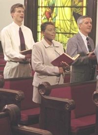 Police, FBI Surround Peace Activists in Church