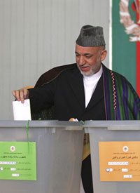 Karzai Leads in Afghan Election, But Runoff Likely