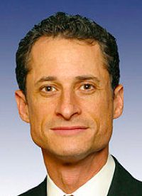 Weiner’s Contacts with 17 Year Old Prompt His Leave of Absence