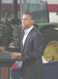 Obama Announces New Rural Economic Plan During Midwest Bus Tour
