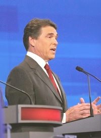 Rick Perry Defends Govt Subsidies for Illegal Immigrants