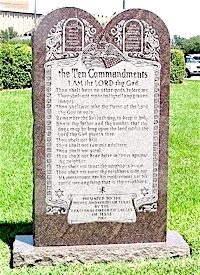Tenn Lawmakers Pass Resolution Urging Counties to Display Ten Commandments
