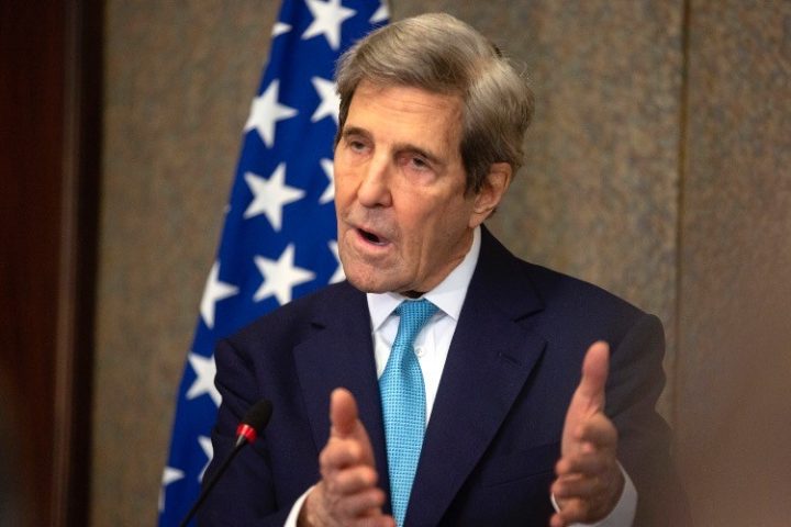 “Climate Envoy” Kerry Compares Ukraine War to Climate Change