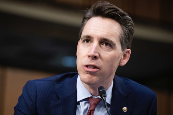 Sen. Hawley Demands Answers About Jackson’s Judicial Record on Sex Offenders