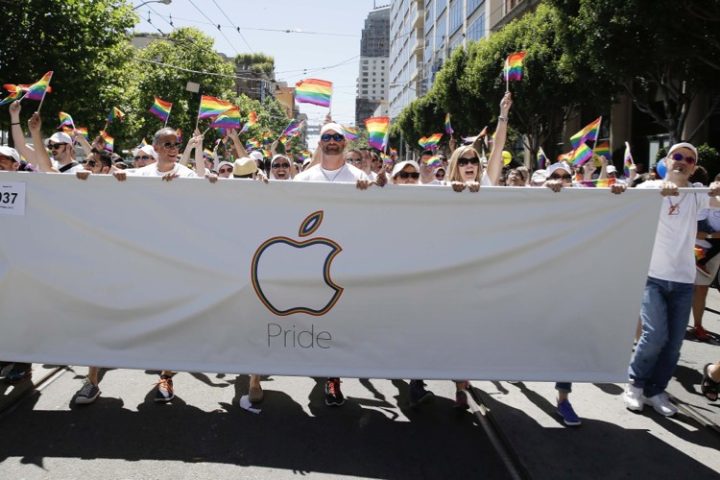 Apple Deploying Army of Lobbyists to Promote LGBT Legislation