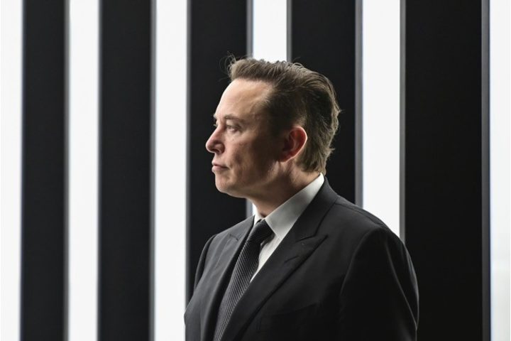 Is Elon Musk Buying Twitter to Turn It Into a Free-speech Platform?