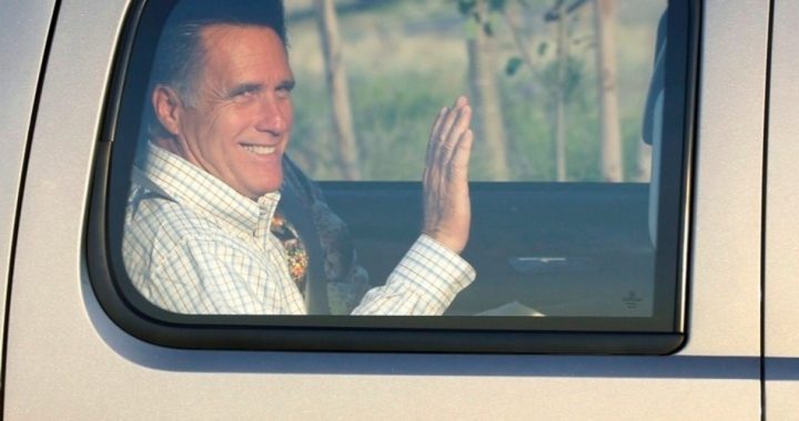 Romney’s Weekend With Establishment Bush-era Warmongers