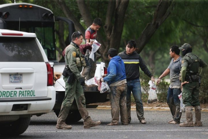 With Title 42 Expulsions Ending Soon, Large Groups of Illegals Are Crashing the Border