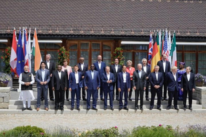 G7 Nations Support More Globalism