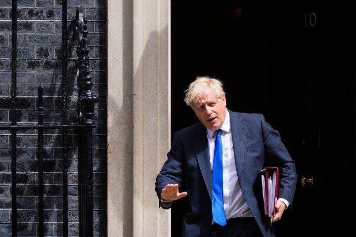 Boris Johnson’s Woes Mount as Top Aides Resign From Government