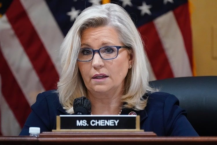 Wealthy Democrats Support Liz Cheney’s Reelection Bid