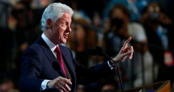 Bill Clinton, Republican Hero