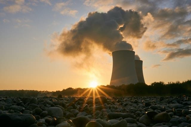 How a Nuclear Reactor Works