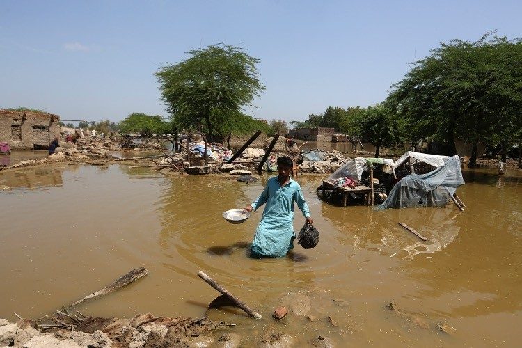 Pakistan/UN Demand “Climate Reparations” to Assist With Monsoon Flooding