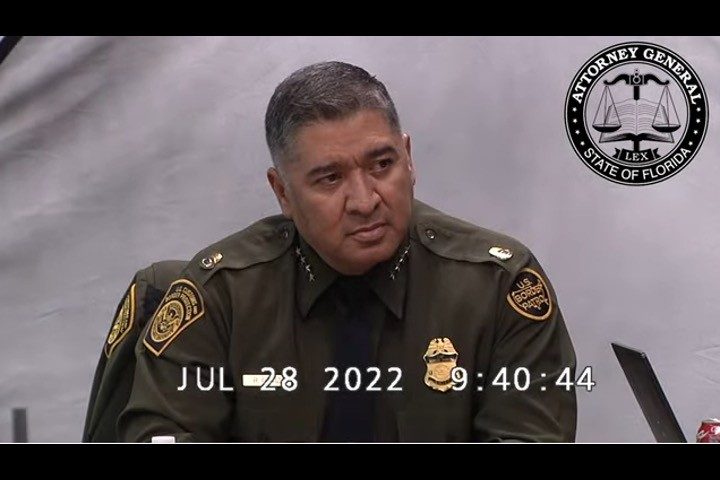 Border Patrol Chief Clears Noncitizen Releases From Custody When Title 42 Ends