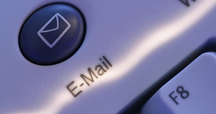 Sen. Leahy Drops Controversial Warrantless E-mail Surveillance Bill