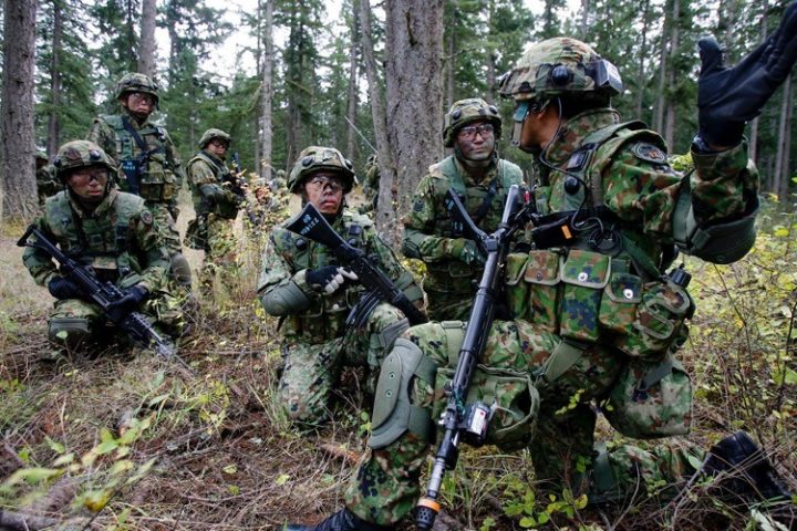 U.S., Australia Invite Japan to Increase Troop Rotations to Counter China