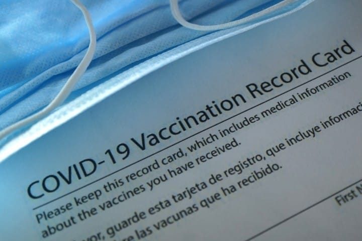 Utah Doctor Charged With Conspiracy for Issuing Fake Covid-19 Vaccine Cards