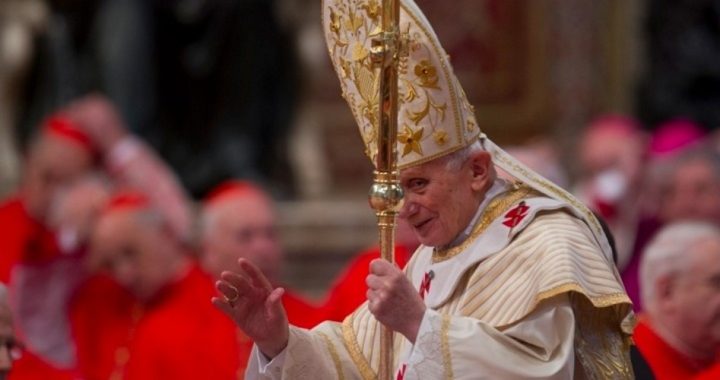 Vatican Accuses Media of False Reports as Conclave Nears