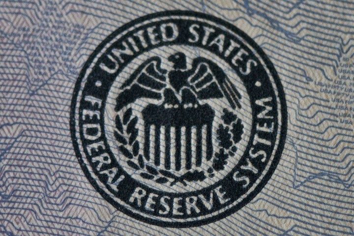 Thomas Massie Introduces Bill to Abolish Federal Reserve