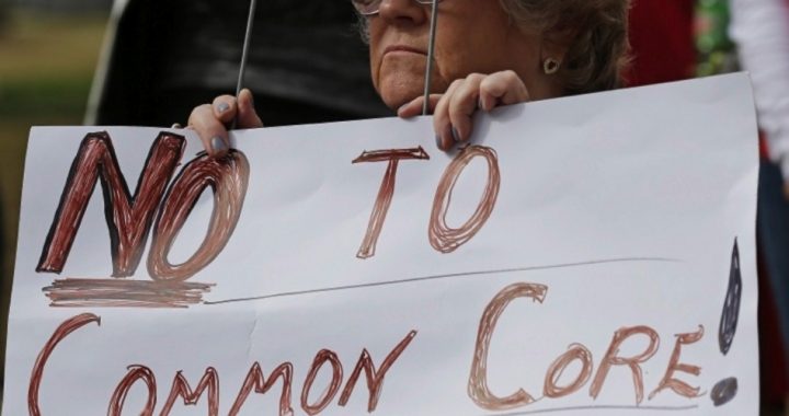 Lawmakers and Activists Rally to Stop Obama-backed “Common Core”