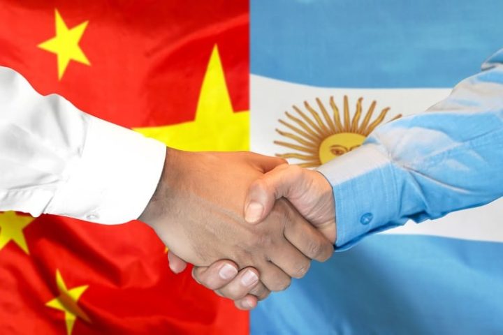 Argentina Ditches Dollar for Yuan in Trade With China