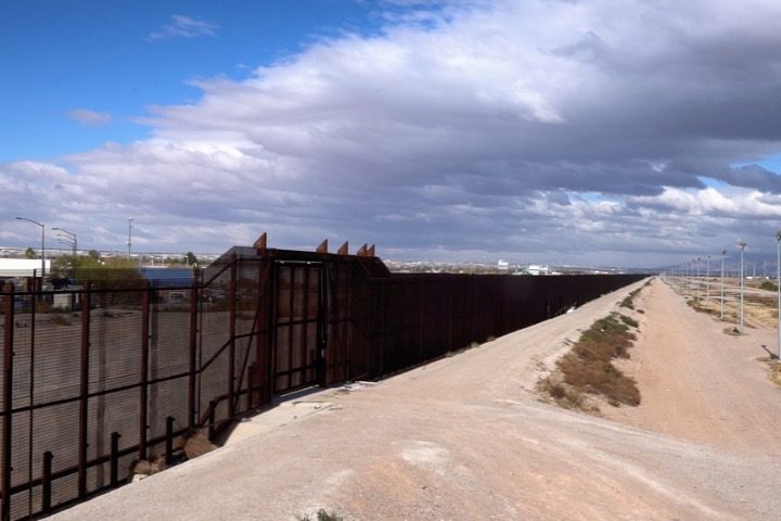 Syrians Show Up at Border Wearing Pricey Tactical Gear. Claim They’re for Jobs, Love America