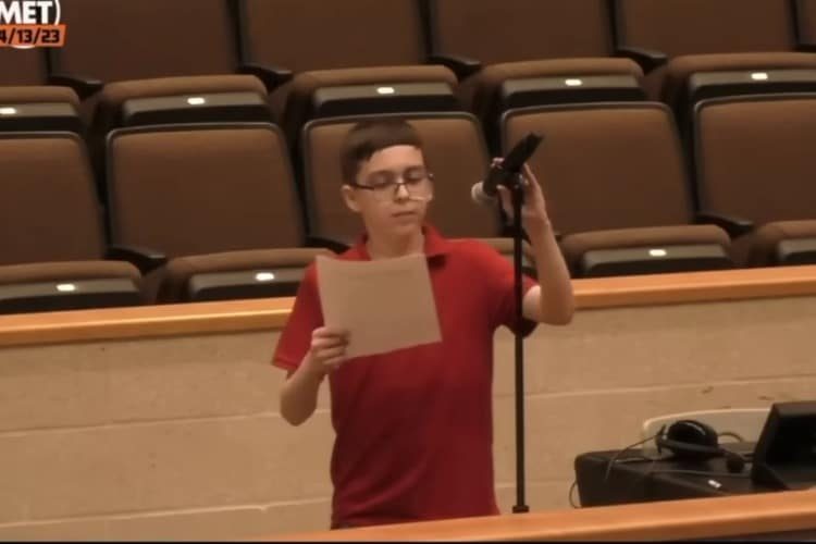 Middle Schooler Defends Two-gender Stand