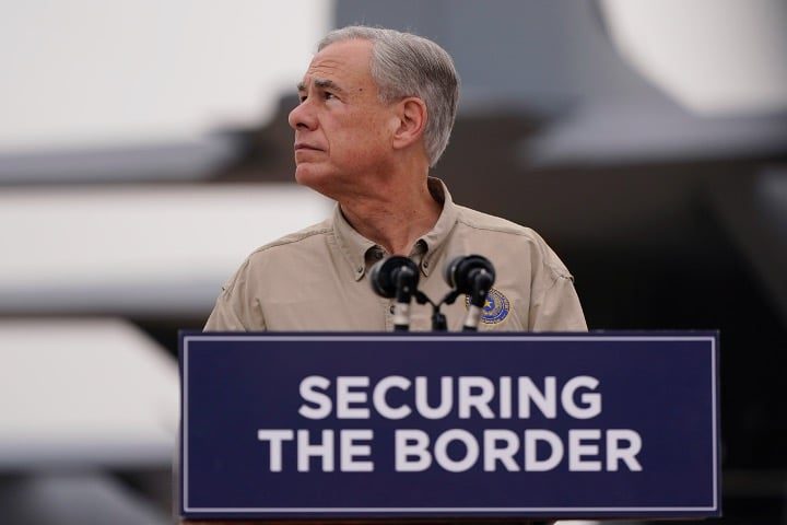 Texas Governor Abbott Sends Bus Full of Illegal Immigrants to Denver