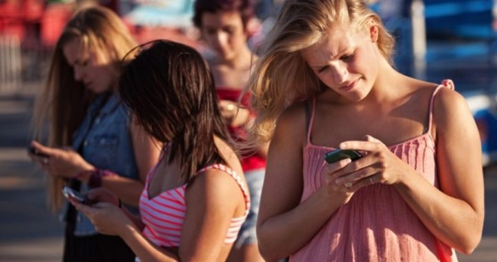 New York City Launches Sex-advice Smartphone App for Teens