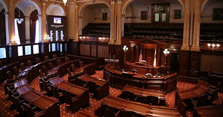 Illinois Legislature Sends Drone-Restricting Bill to Governor