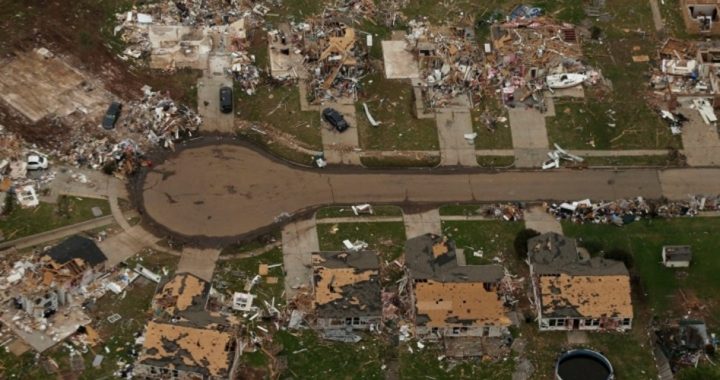 Looters vs. Armed Homeowners After Tornado, Other Natural Disasters