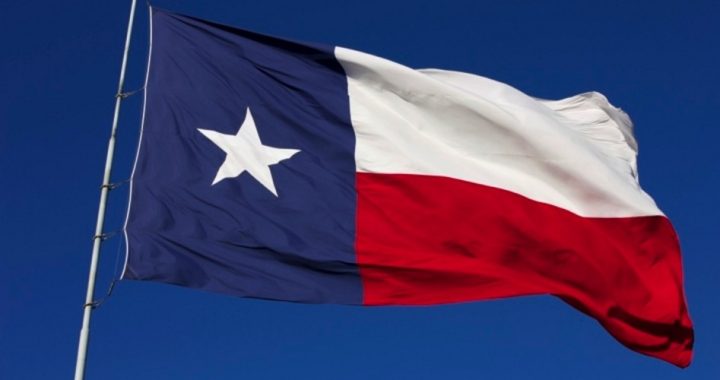 Texas City Stands up to Atheists Over Prayers at Government Meetings