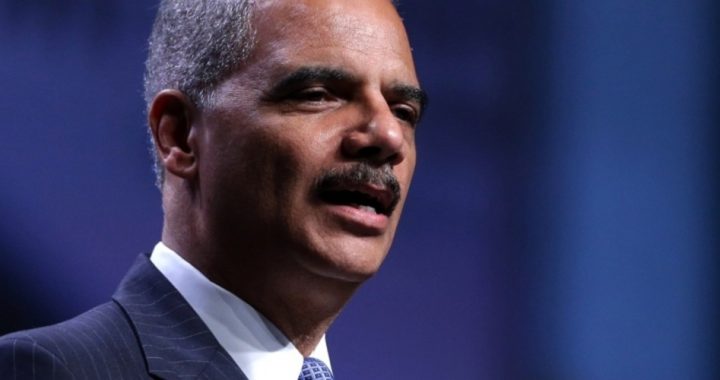 Holder Plans to Reduce Federal Prosecutions and Drug Sentences