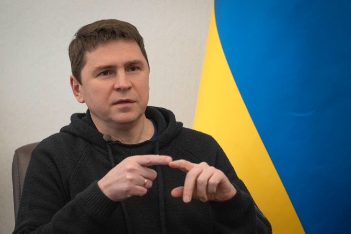 Zelensky Aide Rejects Peace Talks With Russia, Slams Pope for Touting “Russian Propaganda”