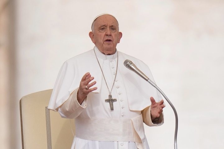 Pope Blasts United States, “Irresponsible” Western Lifestyle in Latest Climate Rant