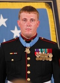 Marine Receives Medal of Honor